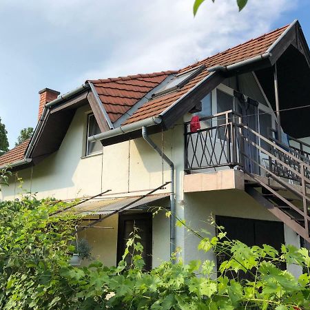 Liget Apartman Balatonfoldvar Luaran gambar